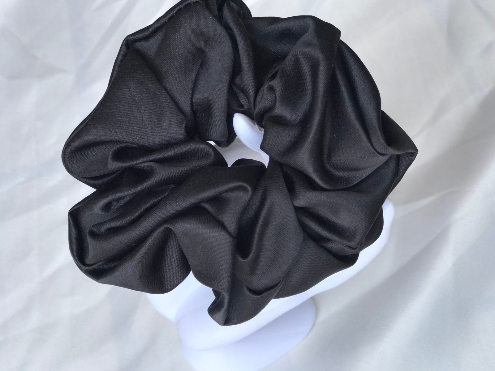 tiboa/scrunchies tiboa/scrunchies